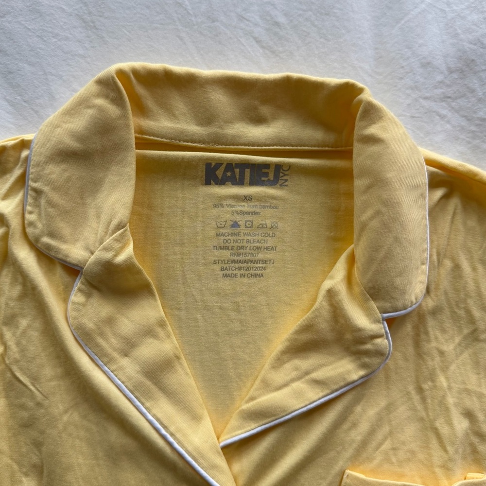 NWT KATIE J NYC JUNIOR MAIA SOLID LOUNGE SET in butter yellow size XS - Picture 6 of 7